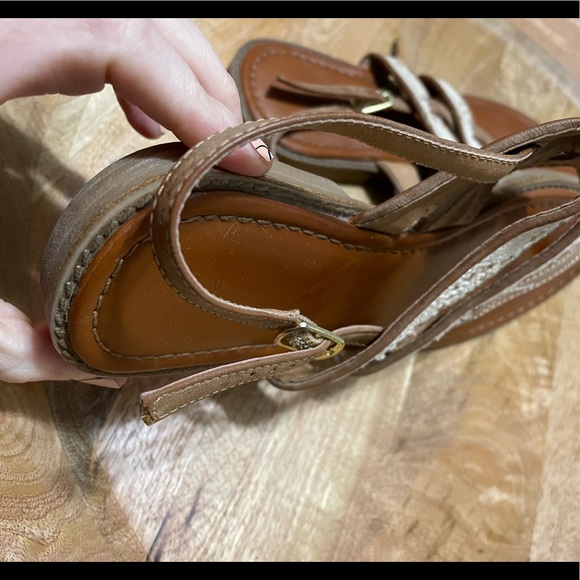 Woman’s Brown and Cream Sandals - Picture 8 of 9